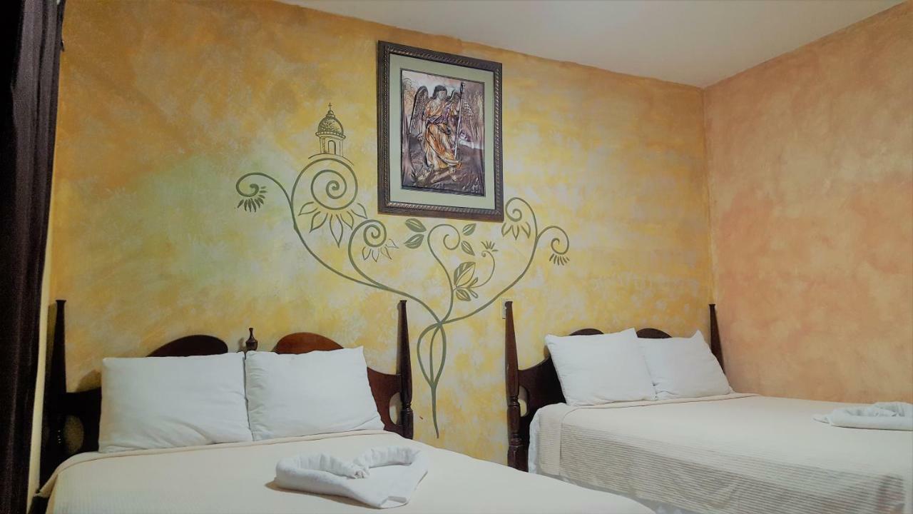 Argueta Hotel San Luis Luaran gambar